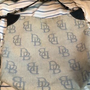 Dooney & Bourke purse